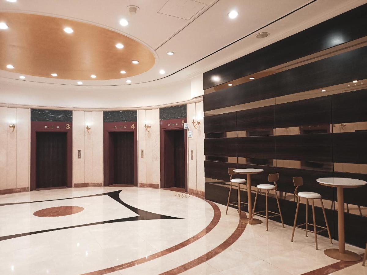 高雄鴻騰酒店 HOMETEL Hotel Kaohsiung Exterior foto